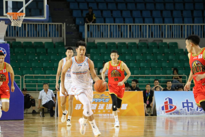  北京控股末节崩盘负于山东高速男篮