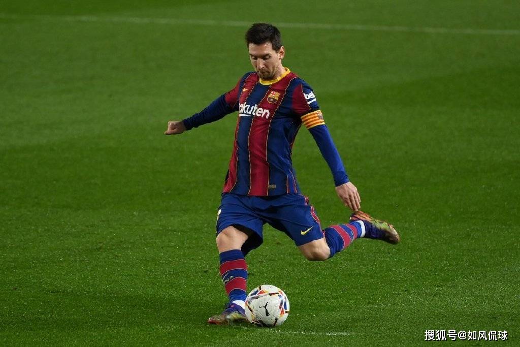  乌拉圭锋霸苏亚雷斯西甲梅开二度