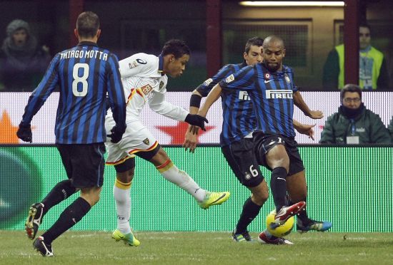  国际米兰德比战惊险逆转取胜