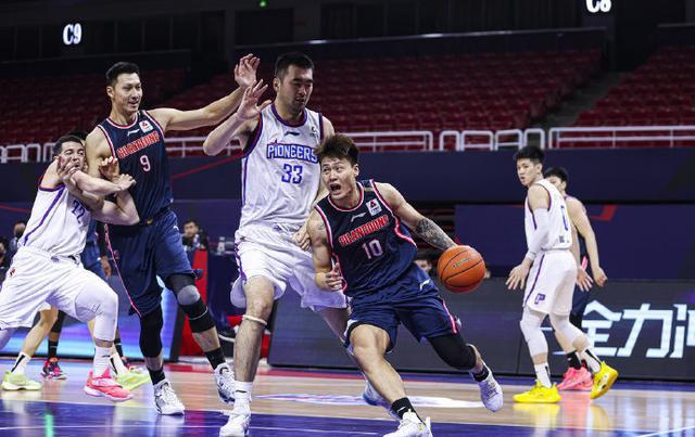  CBA季后赛首轮，广东大胜浙江晋级